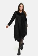 Sukienka 'Lunet' – nowoczesna, elegancka i o charakterystycznym designie