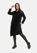 Sukienka 'Lunet' – nowoczesna, elegancka i o charakterystycznym designie