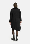 Sukienka 'Lunet' – nowoczesna, elegancka i o charakterystycznym designie