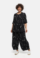 'Noira' Bluse – luftig, minimalistisk & udtryksfuld