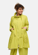 Παρκά 'Livia' για μεταβατική περίοδο – απαλό, με προσοχή στη λεπτομέρεια & σύγχρονο