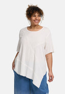 Túnica 'Crissa' – plissada, leve e moderna-assimétrica