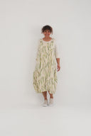 Robe à bretelles « Livia » – aérienne, flatteuse et unique