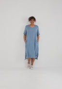 Sukienka 'Alina' – linia A, miękka i z detalami ze sznurkiem